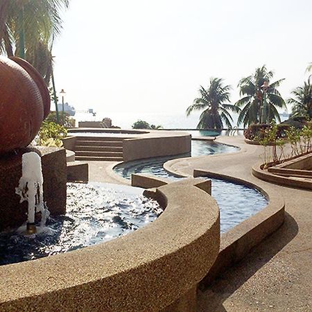 Hotel Legacy Port Dickson Esterno foto