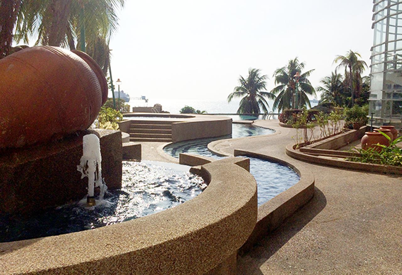 Hotel Legacy Port Dickson Esterno foto